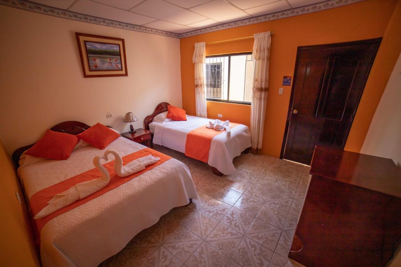 פורטו וילאמיל Hostal Gladismar מראה חיצוני תמונה