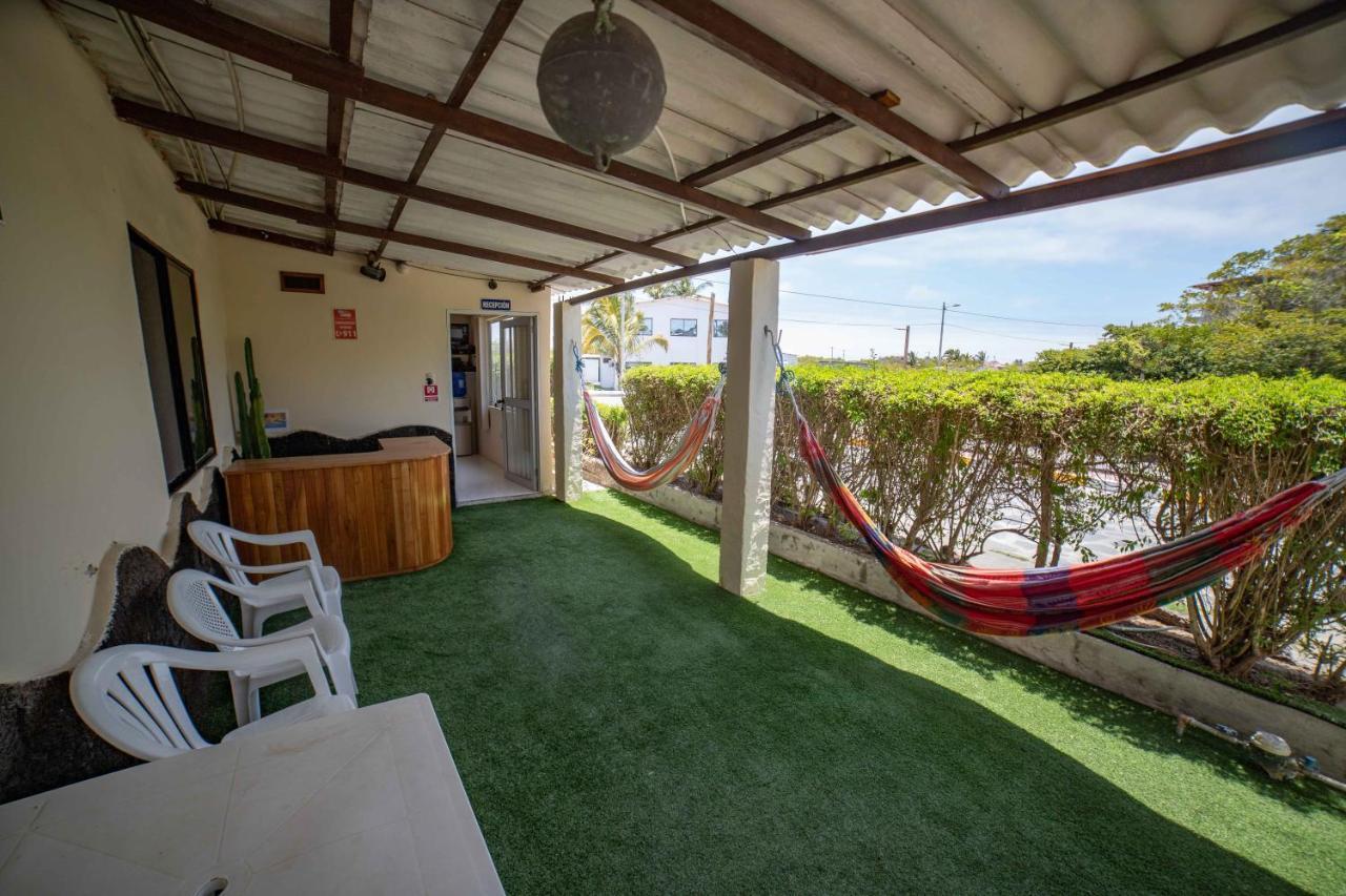 פורטו וילאמיל Hostal Gladismar מראה חיצוני תמונה